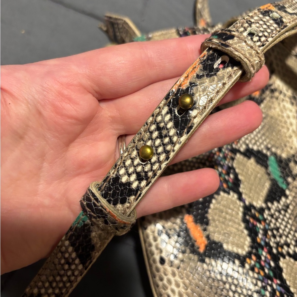 MADEWELL Zip-Top Small Leather Snake Embossed Crossbody Shoulder Tote - Picture 2 of 7